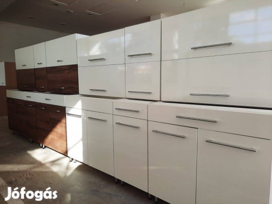Új Full fényes fehér konyhabútor (AQ137)