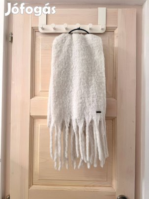 Új Hollister fehér sál