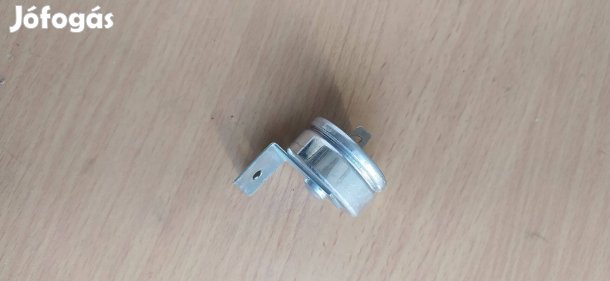 Új Ikarus busz tokozott dióda