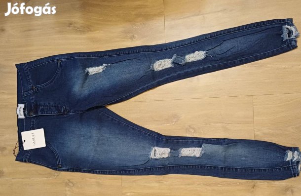 Új Illusive kék, szaggatott férfi farmernadrág ( M)