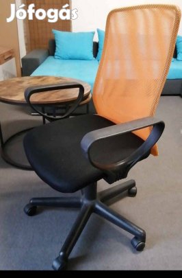 Új Irodai forgószék