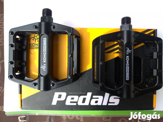 Új Kong Ming Car kerékpár pedál . fekete és szűrke színben eladó
