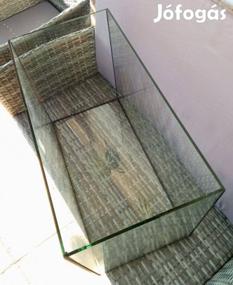 Új Koni 25 literes akvárium (40x25x25 cm)