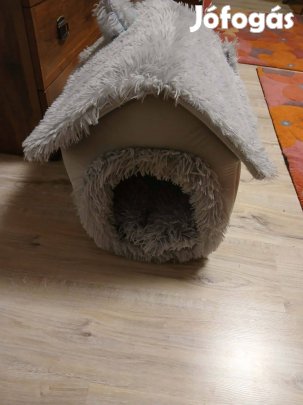 Új Kutyaház eladó