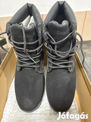 Új Landrover férfi cipő 45