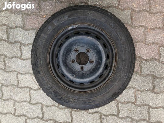 Új Master pótkerék