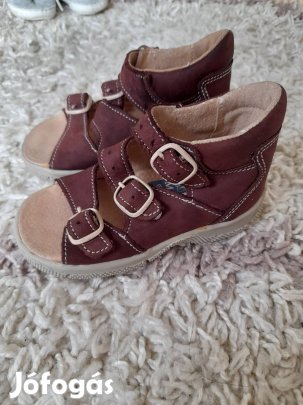 Új Maus tanoda supinalt szandál szandálcipő téglaszinű 