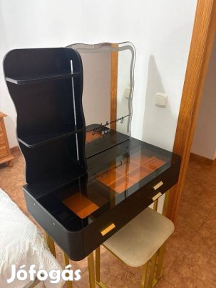 Új Modern Kozmetikai Asztal LED Tükörrel + Szék (Vezeték nélküli töltő