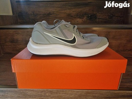 Új Nike cipő fiú 38,5 méret