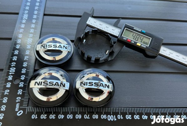 Új Nissan 54MM Felni Alufelni Kupak Közép Felnikupak Felniközép Sapka