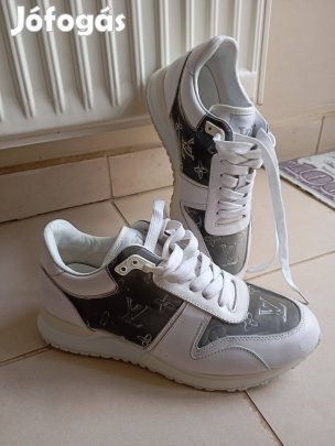 Új Női Luis Vuitton jellegű 40-es sport cipő