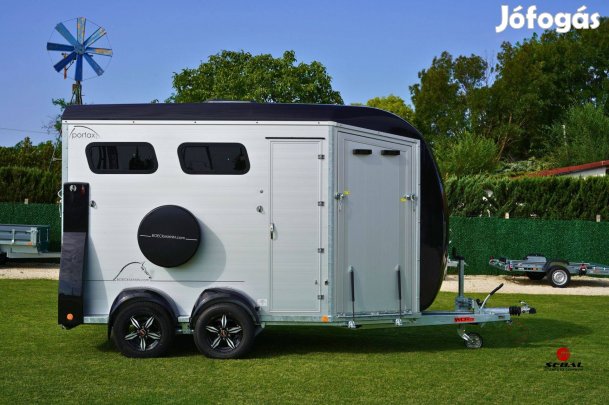 Új Portax L K lószállító utánfutó + Kastélyszállós hétvége 2 főre!