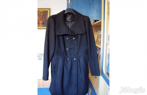 Új Reserved női szövetkabát