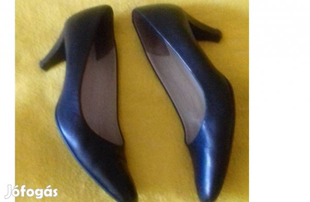 Új Salamander cipő eladó