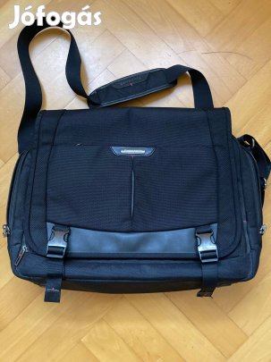 Új Samsonite oldaltáska laptoptartóval