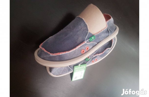 Új Sanük (amerikai márka) farmerkék színű slip-on cipő 37
