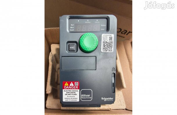 Új Schneider ATV320U07M2C 230V 10A Motor 0,75KW 4,8A