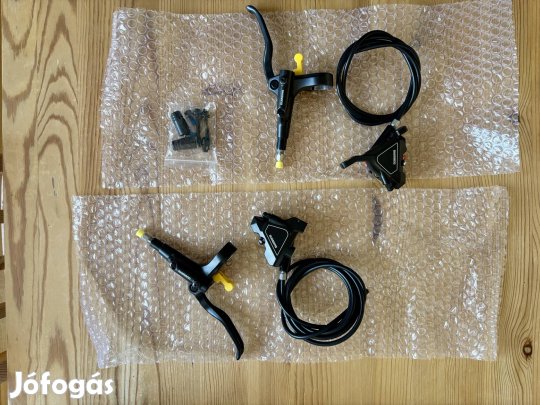 Új Shimano hidraulikus Flatmount fékszett