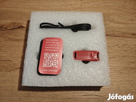 Új Sram AXS akkumulátor és töltő 