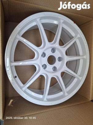 Új Team Dynamics Pro Race LT felni, 8X18, osztókör 5X114,3, ET12