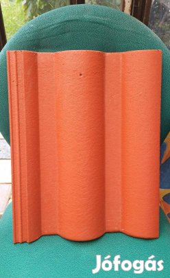 Új Terrán meggypiros tetőcserép 295ft/db!!!