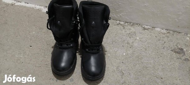 Új Tisza női bakancs 37-es