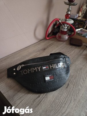 Új Tommy Hilfiger övtáska eladó Pécsett  !
