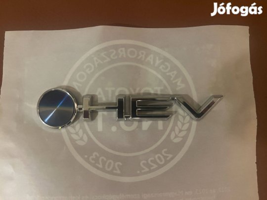 Új Toyota hibrid hev öntapadós felragasztható karosszéria felirat jel