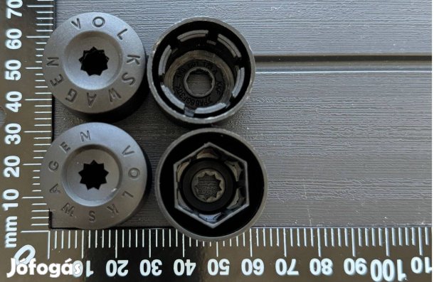 Új VW Volkswagen Felni Alufelni Kerék Csavar Sapka Kupak 1K0601173