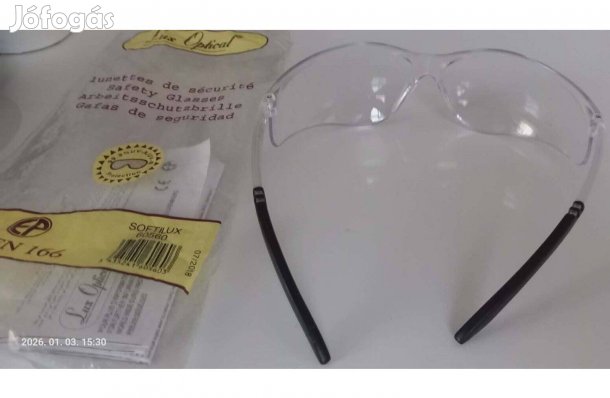 Új Védőszemüveg (víz tiszta, 100% uv.) eladó!
