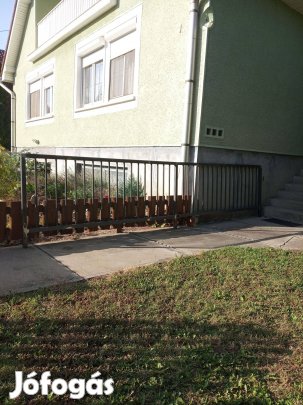 Új Zártszelvény korlát elemek