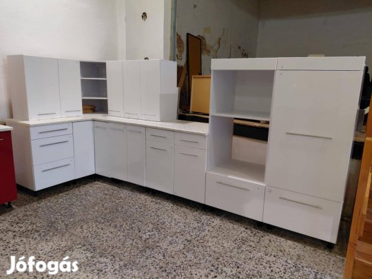 Új, 138x350 cm-es variálható bővítthető konyha, ár alatt eladó