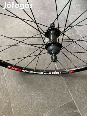 Új, 26-os MTB kerékpár első kerék eladó!(DT Swiss,Shimano)