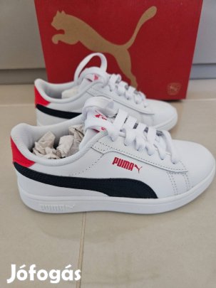 Új, 31 es, Puma Smash gyerek cipő eladó