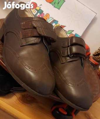 Új, 37-es tépőzáras bőr gyógycipő, női