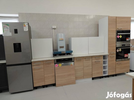 Új, 390cm-es, variálható, bővíthető konyha bútor eladó. Azonnal vihető
