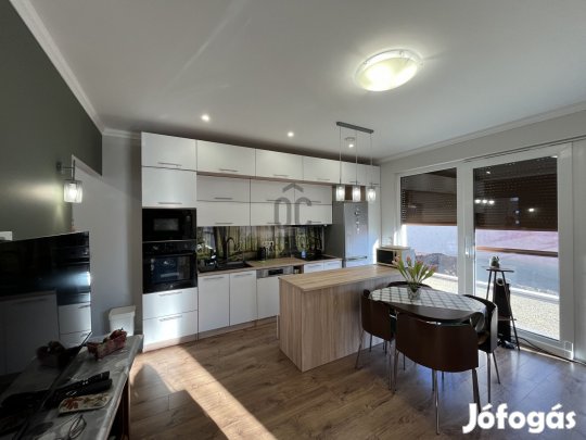 Új, 75 nm-es ikerház eladó Ebesen!