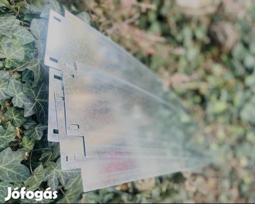 Új! Acél gyepszegély.