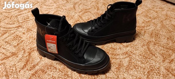 Új, Karl Lagerfeld bőr bakancs