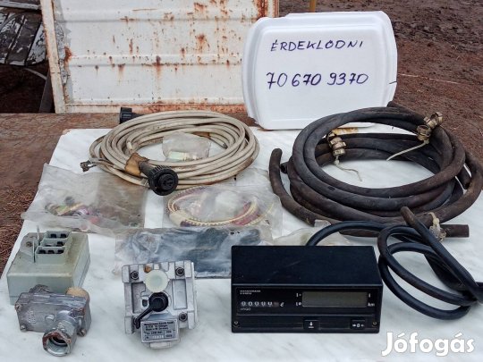 Új, Mannesman-Kinzle üzemanyag fogasztásmérő