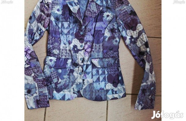 Új ,Olasz,S-es kék mintás tavaszi női kabát Akciós áron