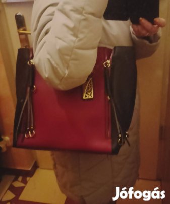 Új, Olasz, meggypiros-fekete valódi bőr táska