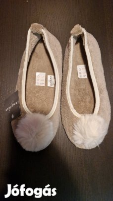 Új! Plüss bebújós házipapucs (37-38)