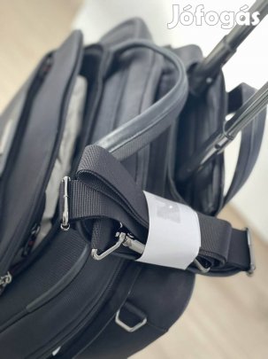 Új, Samsonite kétkerekű multifunkcionális gurulóbőrönd