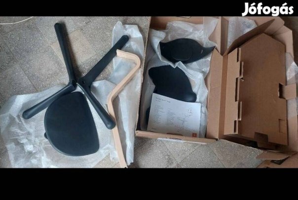 Új ! Stokke Nomi etetőszék,  fekete, natúr vázzal