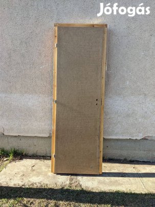 Új, beépítetlen beltéri ajtók valódi fenyő tokkal (75x210 cm)