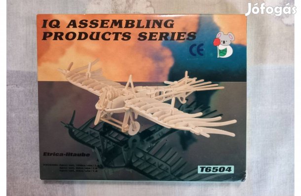 Új, bontatlan repülőgép makett