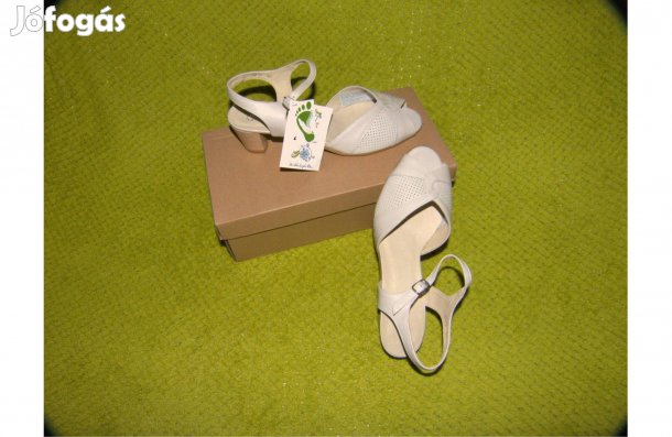 Új, címkés Estrella kívül-belül Bőr női szandál 40