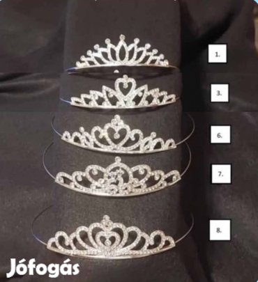 Új, csillogó tiara