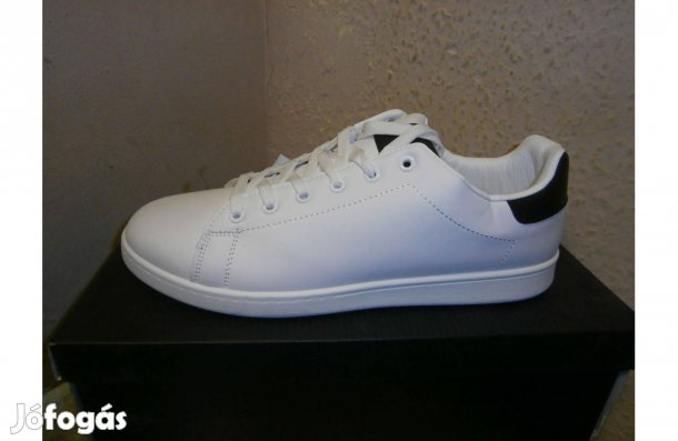 Új, divatos férfi sneakers cipő, méretek: 41-45-ig